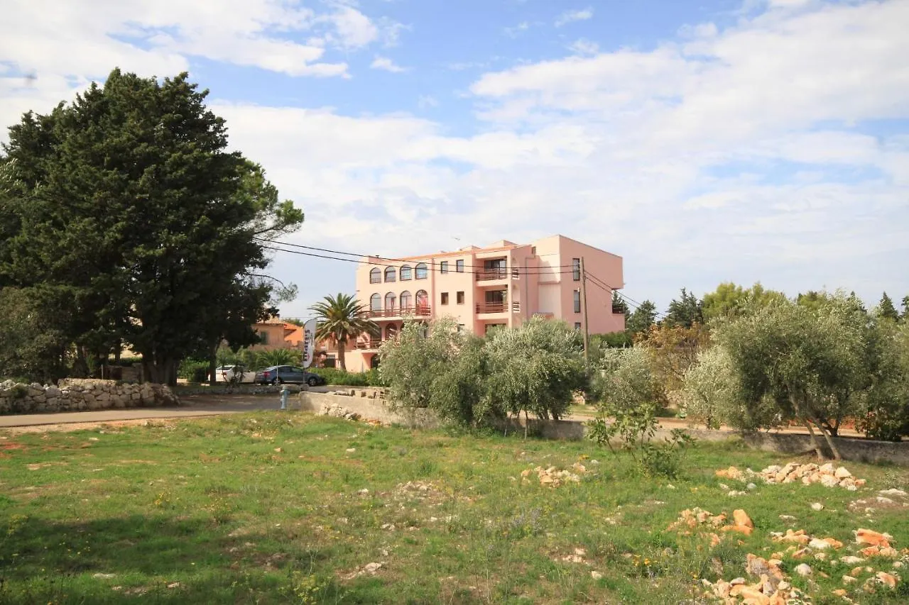 Apartments With A Parking Space Ugljan - 8493